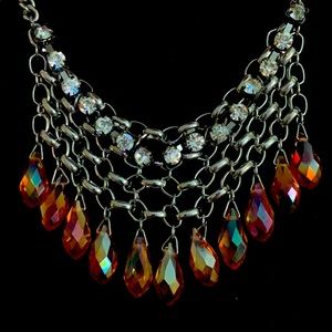 Breath Taking Amber and Silver Tone Necklace!
